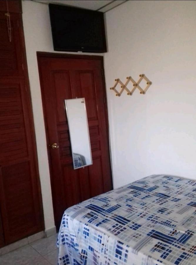 Hostal Familiar Argenal - David Exterior photo
